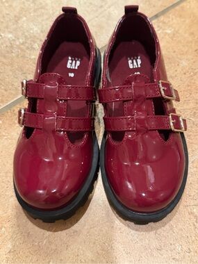 GAP Kids Cherry Red Patent Mary Jane Shoes with Dual Buckles